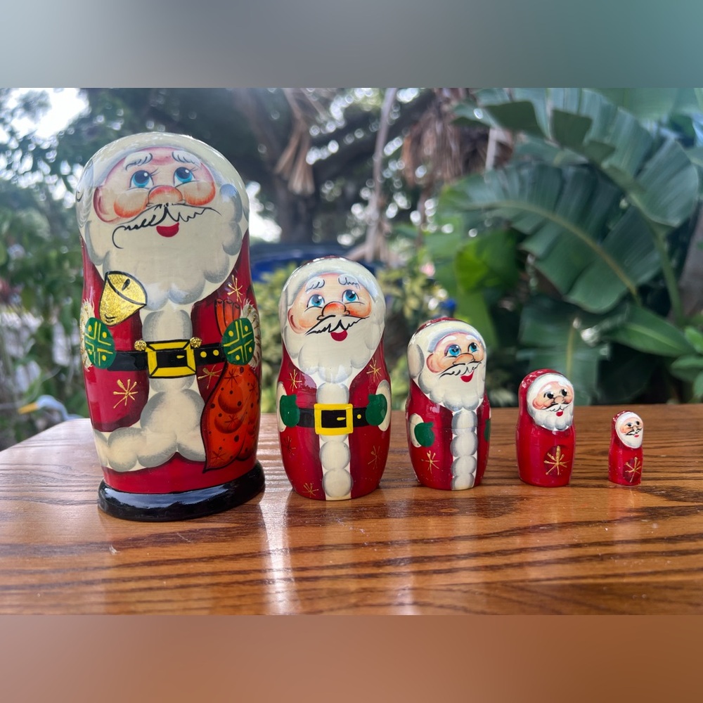 Set of 5 Santa Nesting Dolls - Red and White
